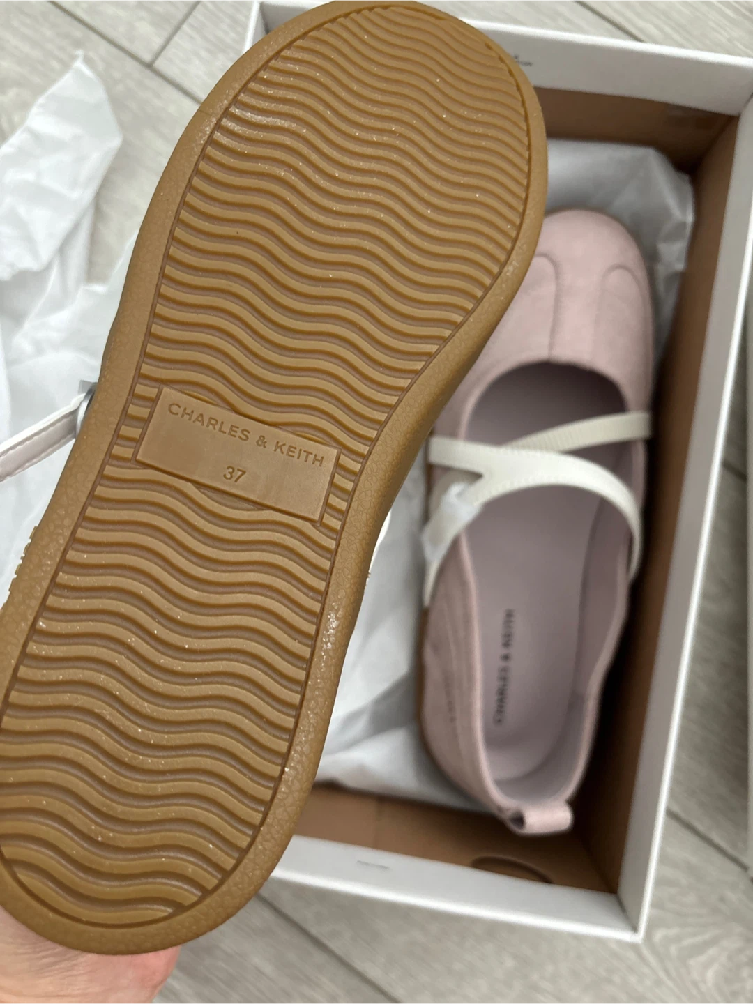 Charles & Keith Pink Ballet Flats - Size 37 - photo 2
