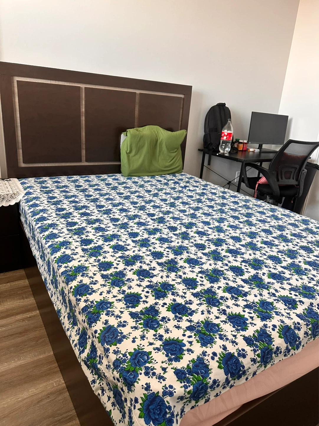 Wooden Queen storage bed - photo 2