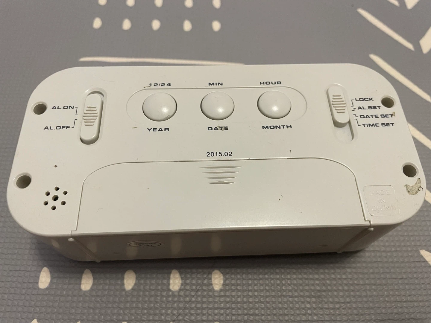 White Digital Alarm Clock⚽️ - photo 2