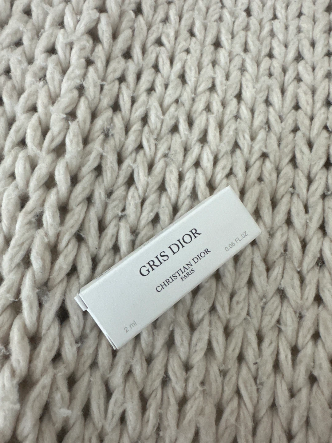 Dior Gris Dior Perfume Sample 2ml ⚽️