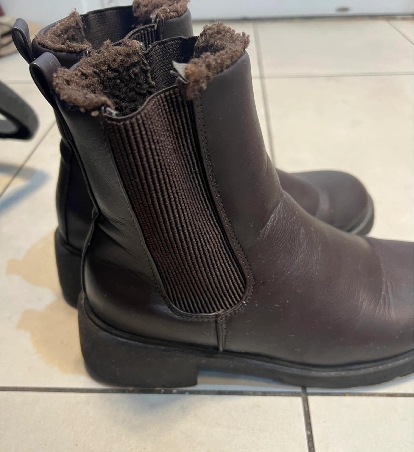 Brown Faux Fur Lined Chelsea Boots Size 8 - photo 2