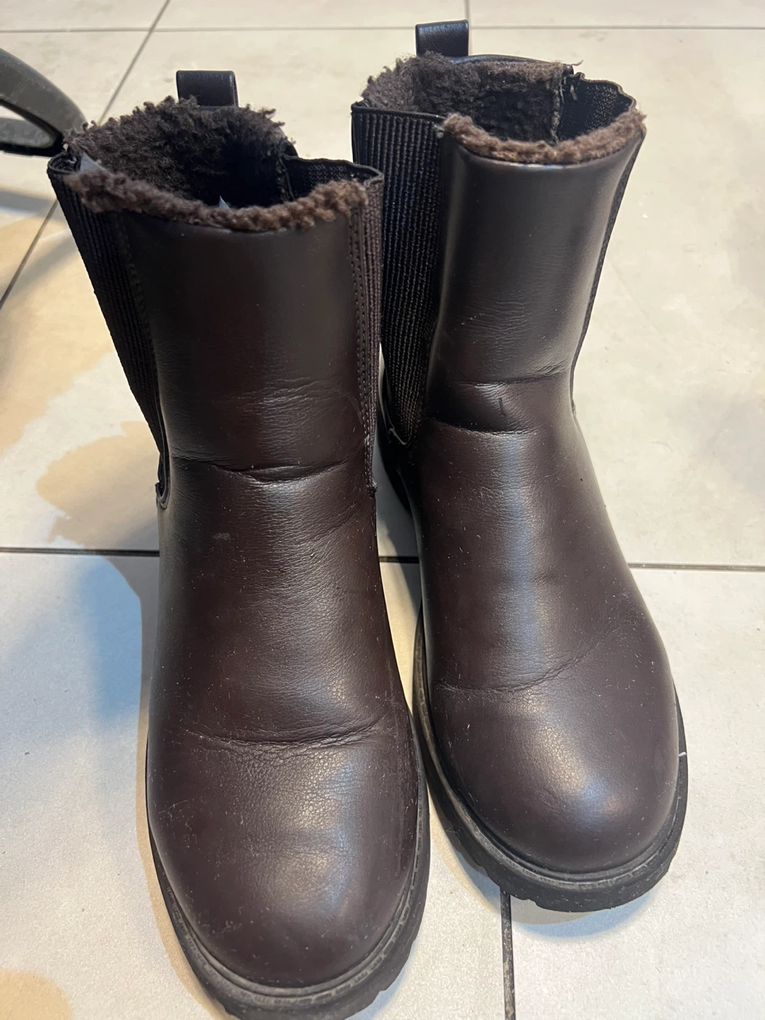 Brown Faux Fur Lined Chelsea Boots Size 8