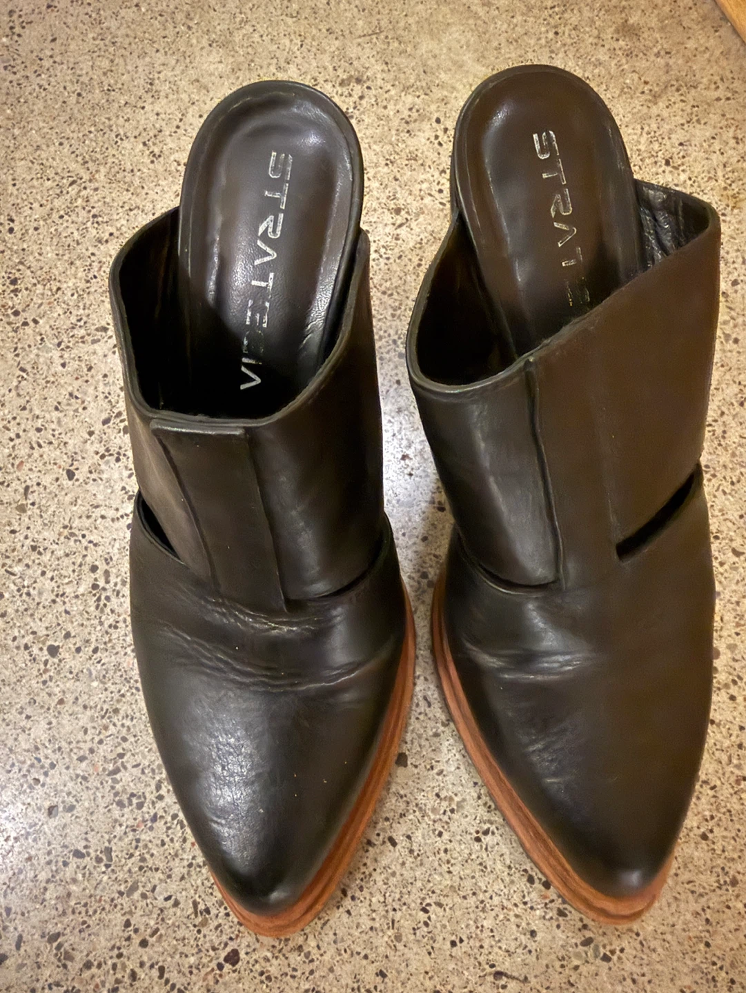 ⚽️ STRATELLA Black Leather mules - photo 2