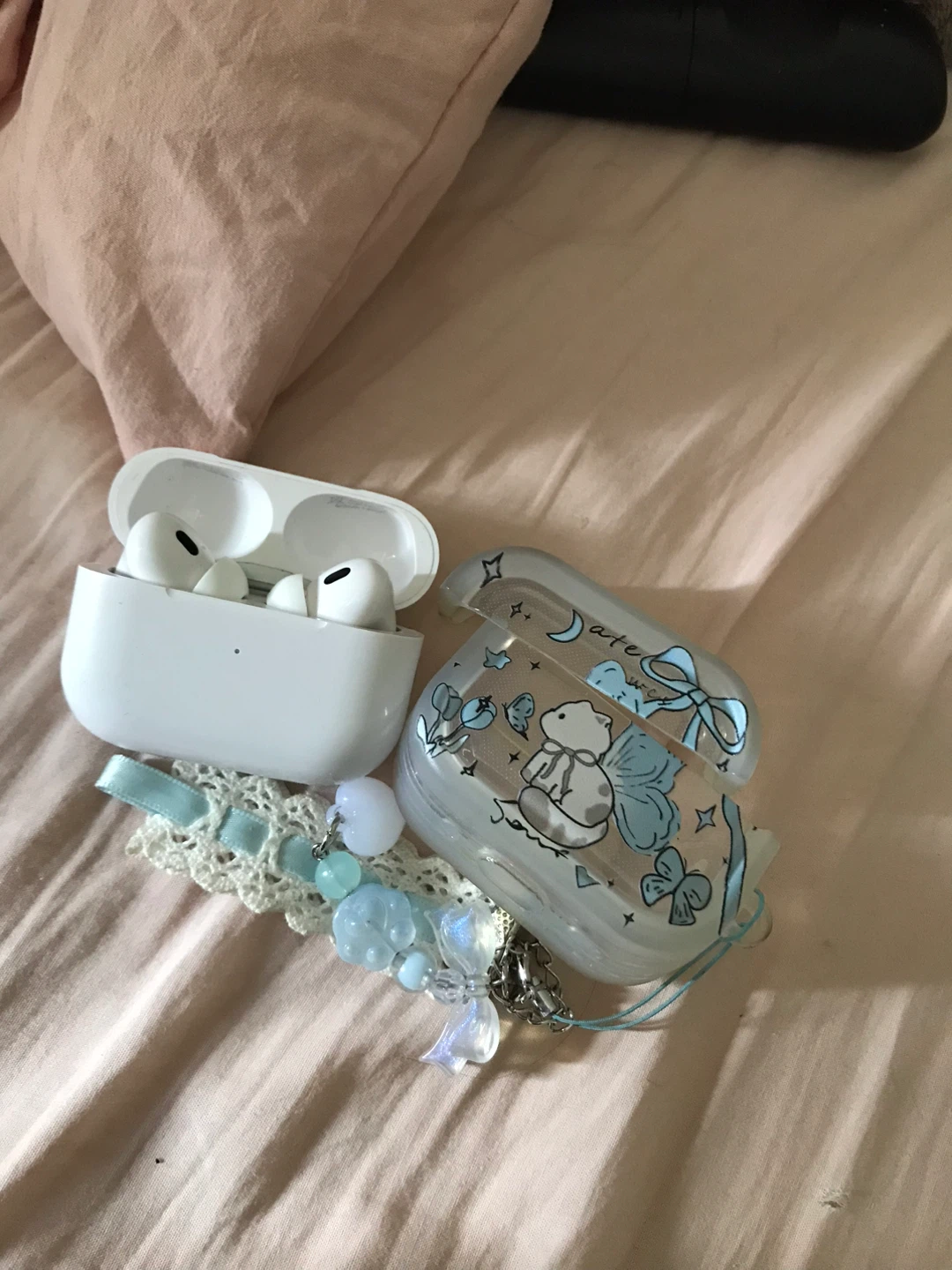 airpods pro 2 + case