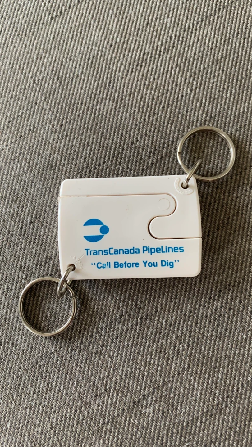 Keychain that separates into two ⚽️
