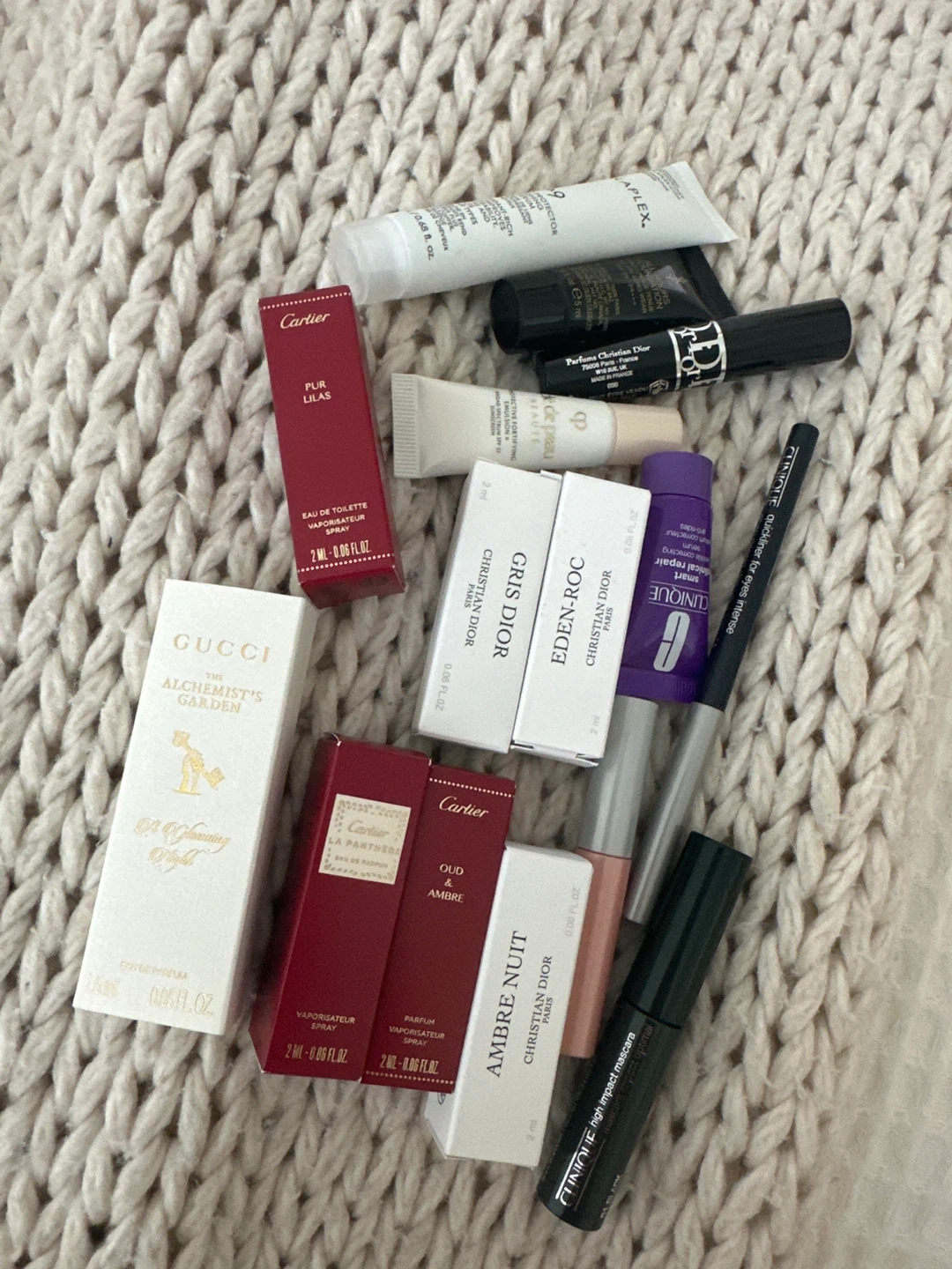 Assorted Designer Mini Perfume & Makeup Samples ⚽️