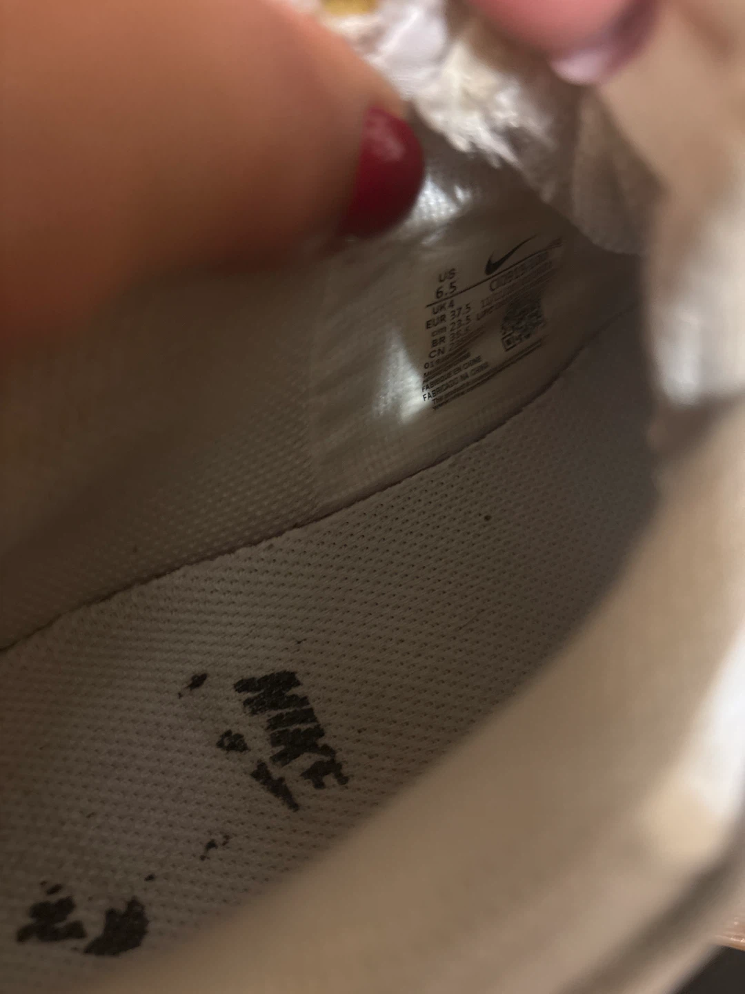 ⚽ Nike Air Force 1 White Sneakers US 6.5 - photo 3