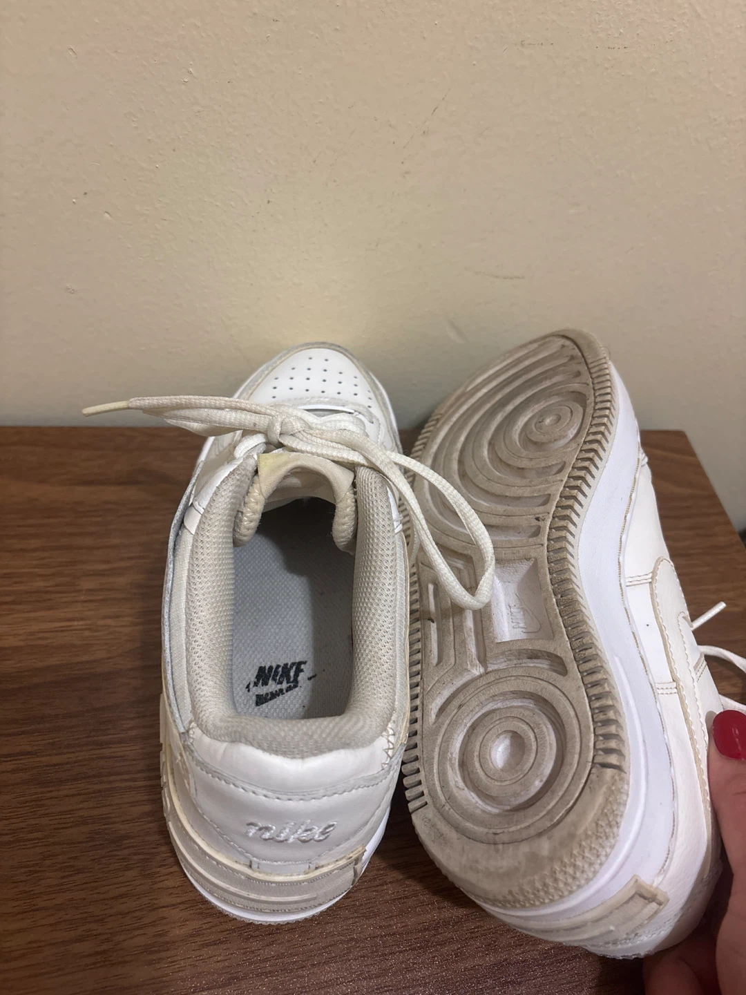 ⚽ Nike Air Force 1 White Sneakers US 6.5 - photo 2