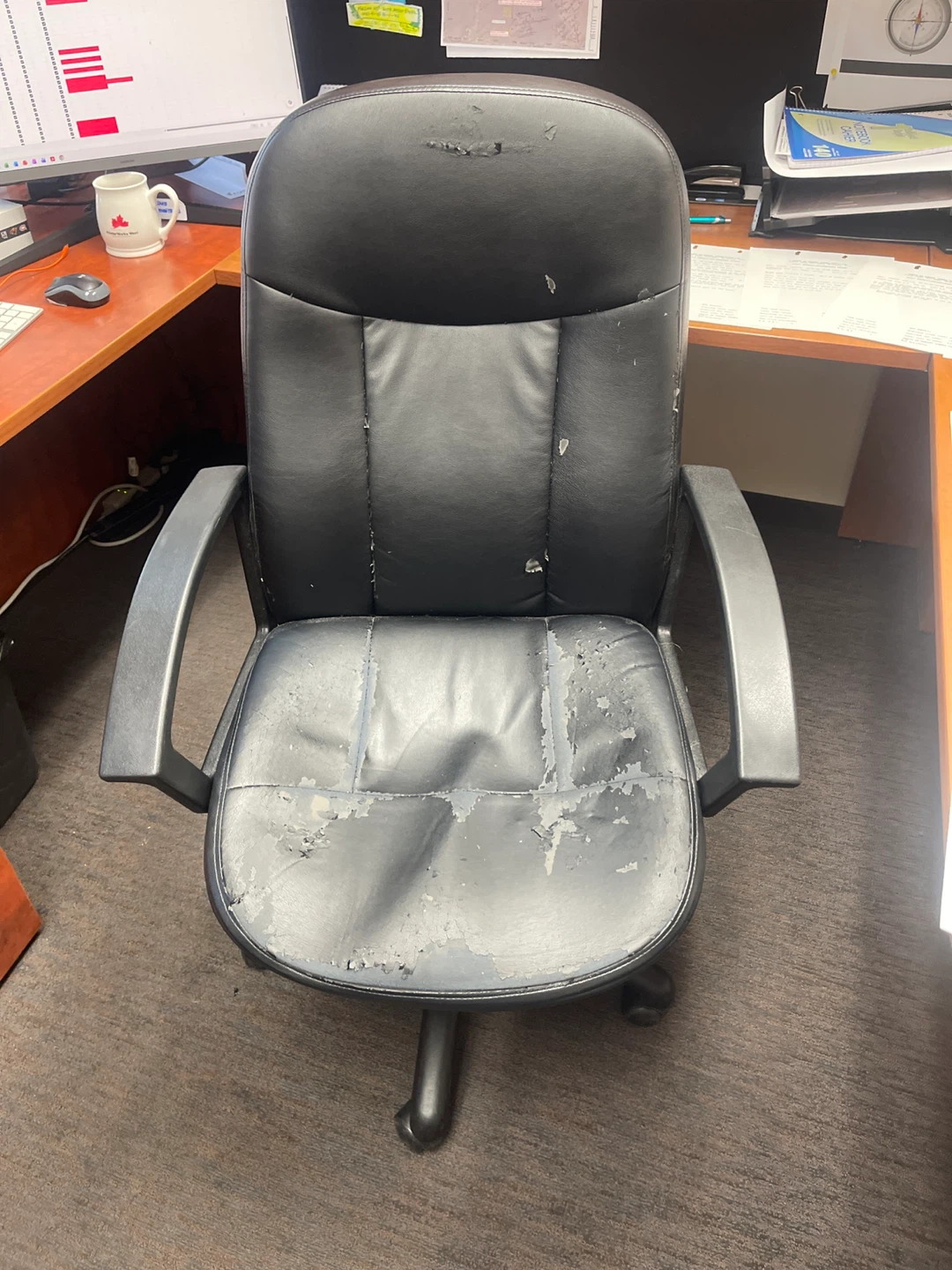 Free Office Furniture - photo 4