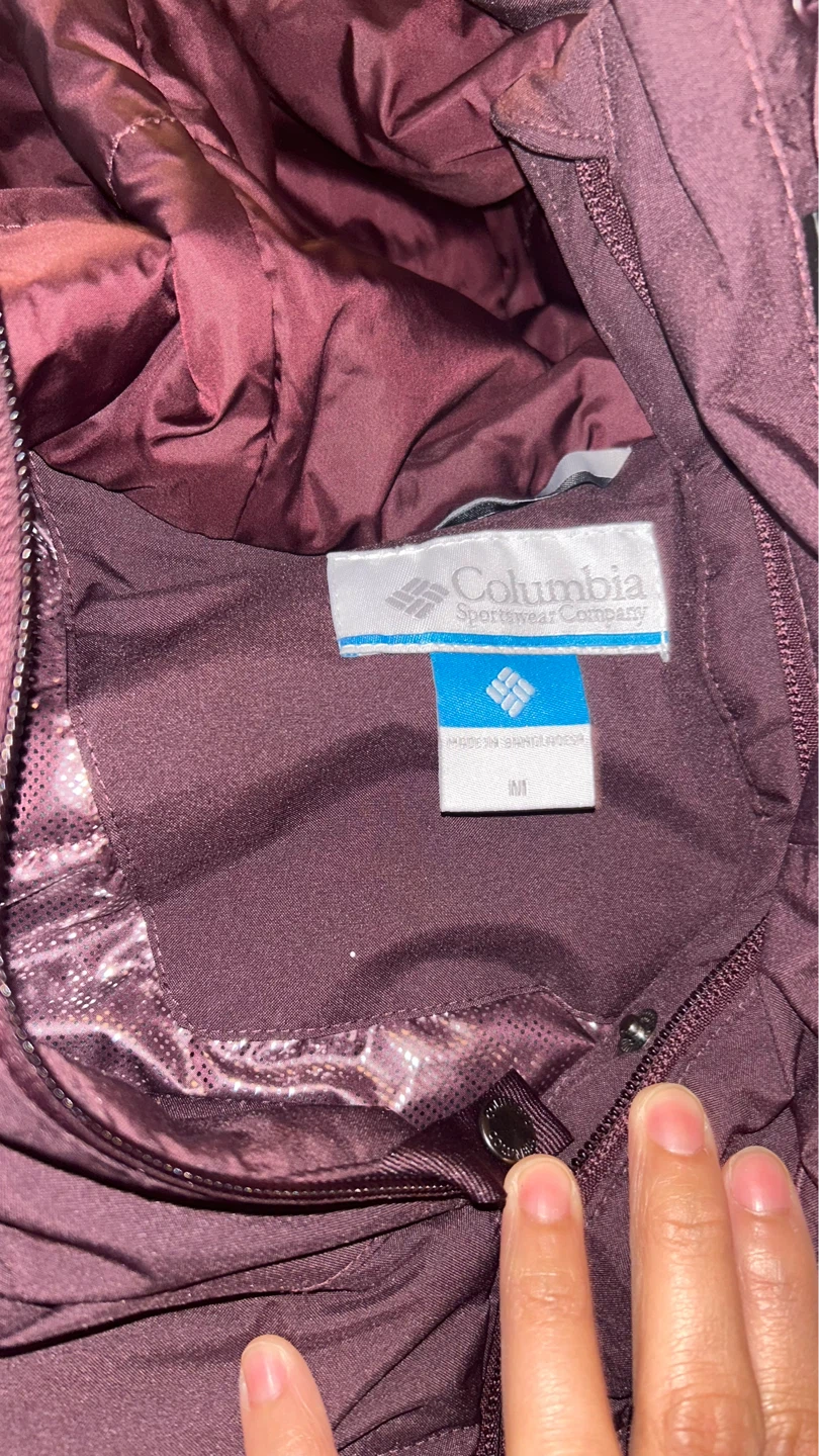 Columbia Puffer Jacket - Burgundy - Size M