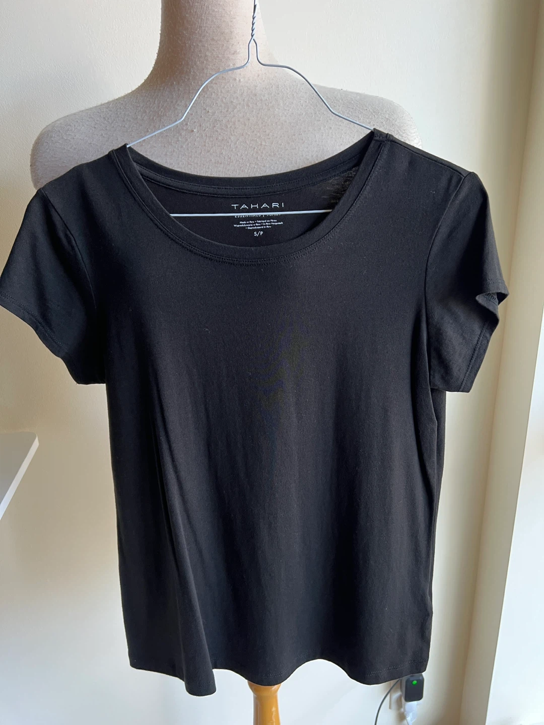 Tahari Black T-Shirt - photo 5