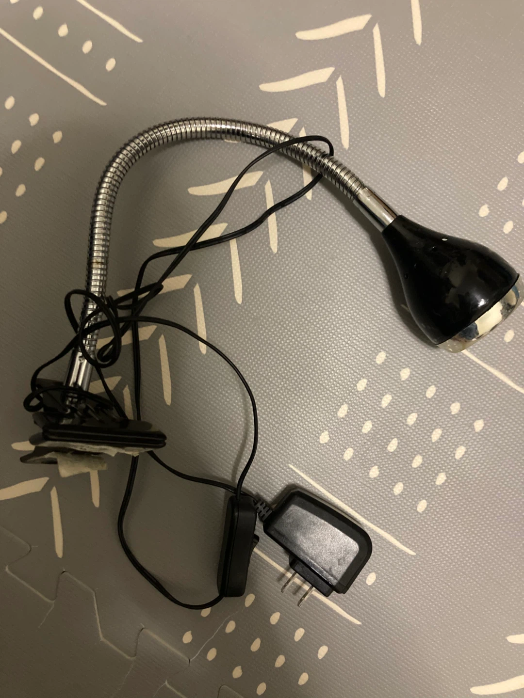 Black Clip-On Gooseneck Desk Lamp⚽️