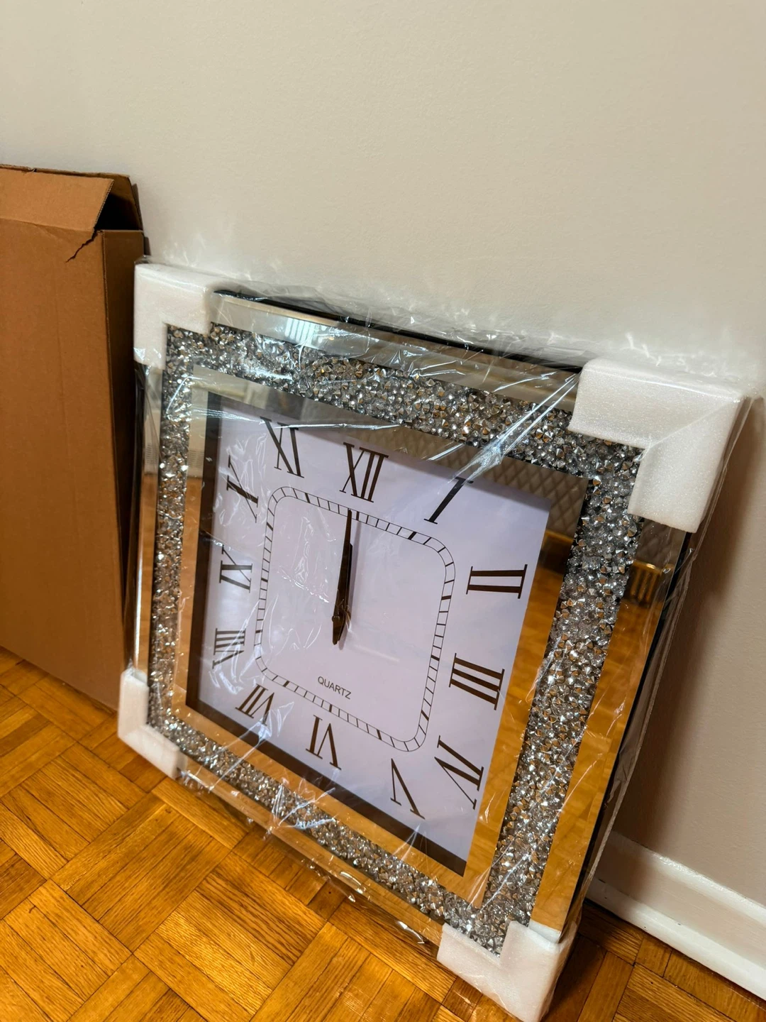 Brand new wall clock glitter silver - photo 5