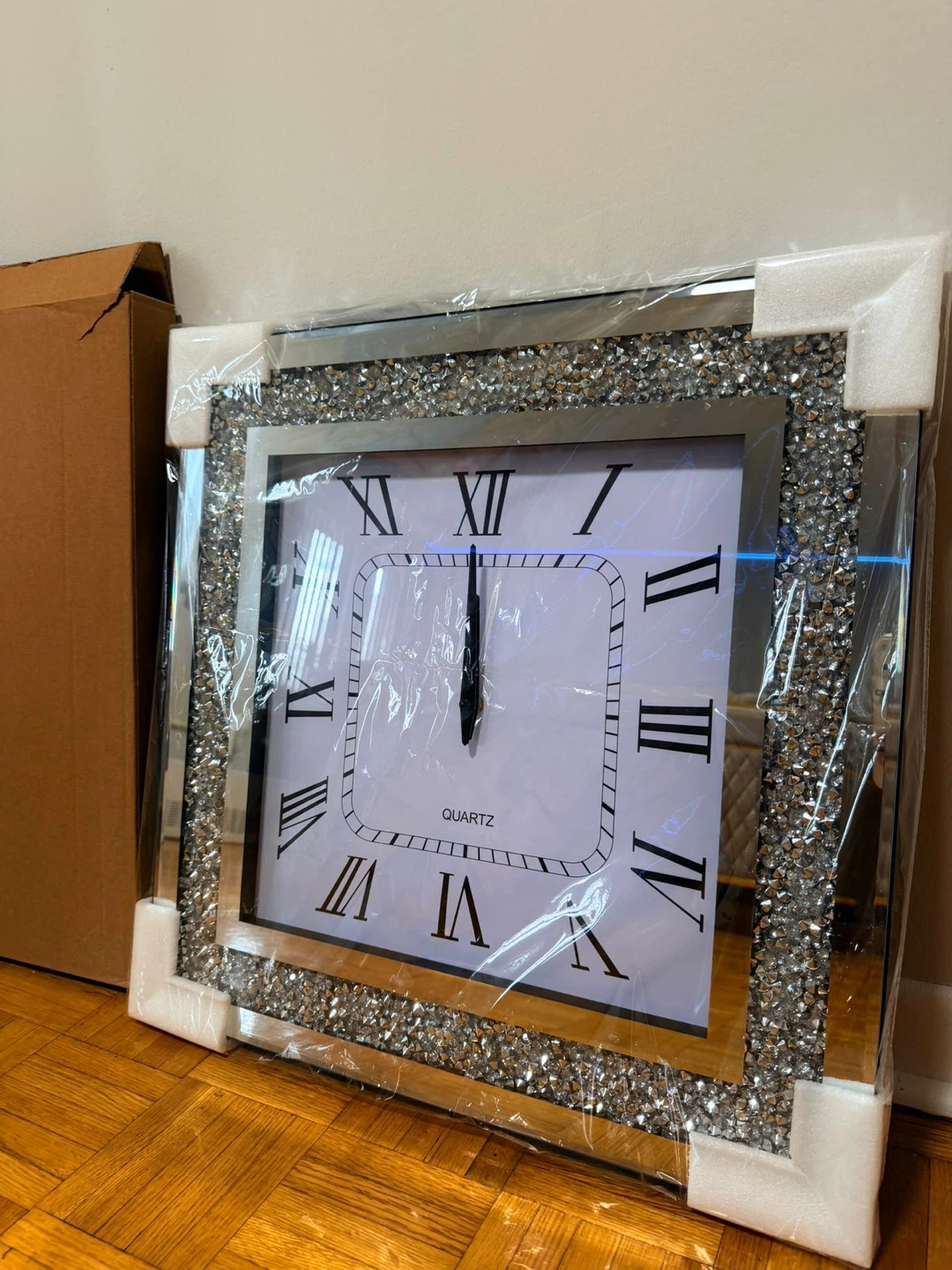 Brand new wall clock glitter silver - photo 2