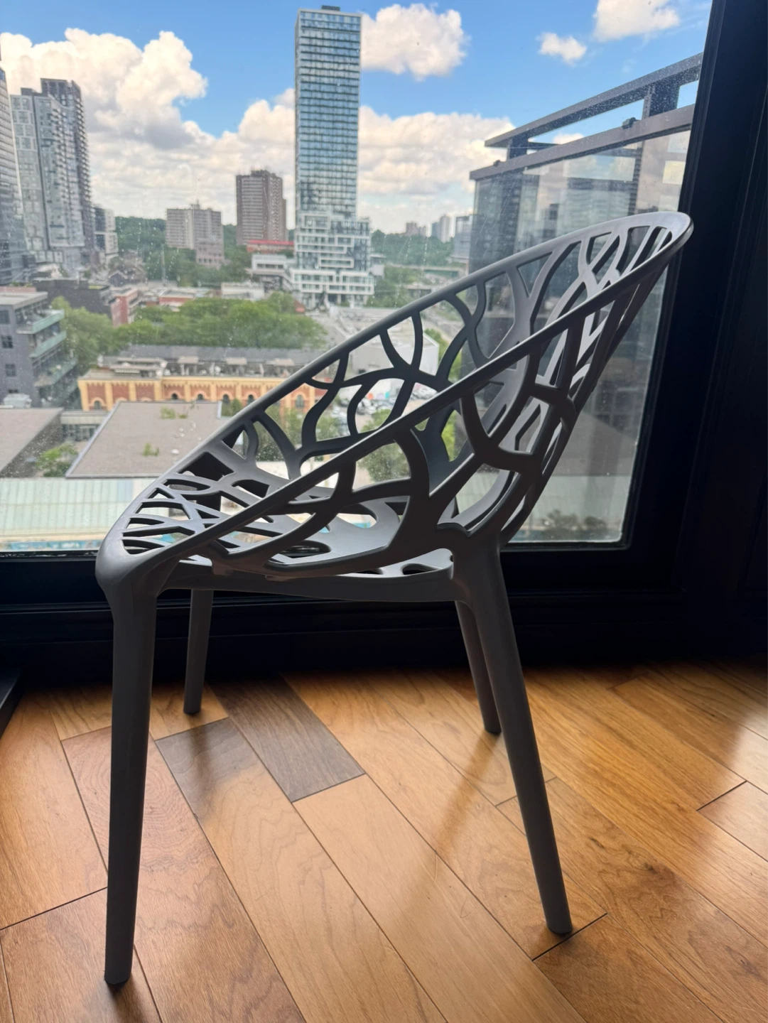 Grey Modern Accent Chair - photo 2
