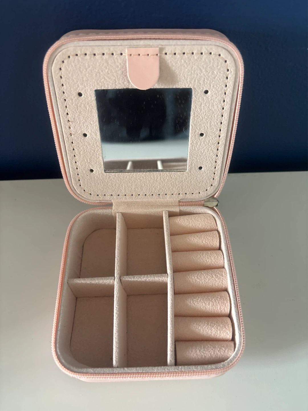 Pink 'D' Initial Jewelry Box with Floral Design - photo 2