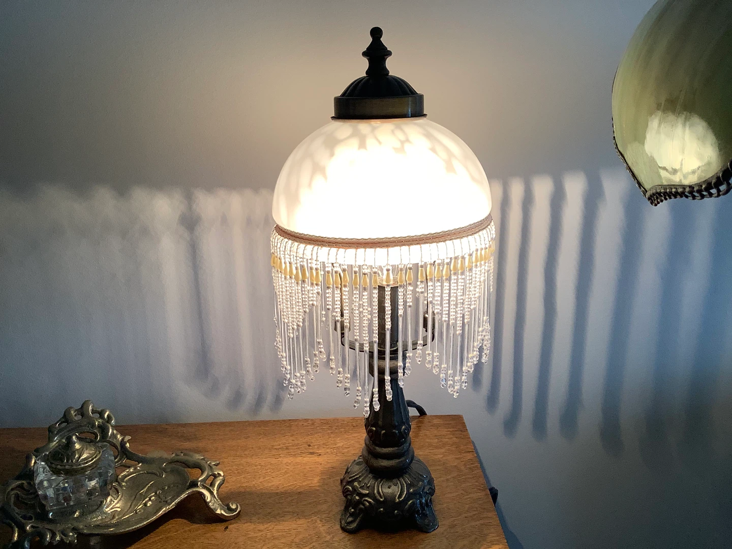 Victorian Style Boudoir Table Lamp 🐞 - photo 5
