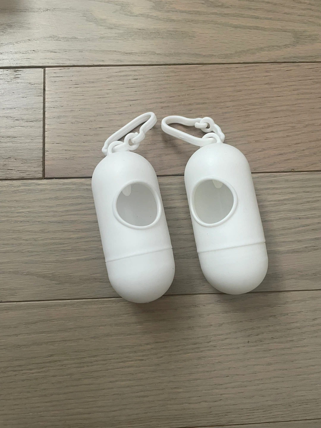 ⚽️2 White poop Bag Dispensers