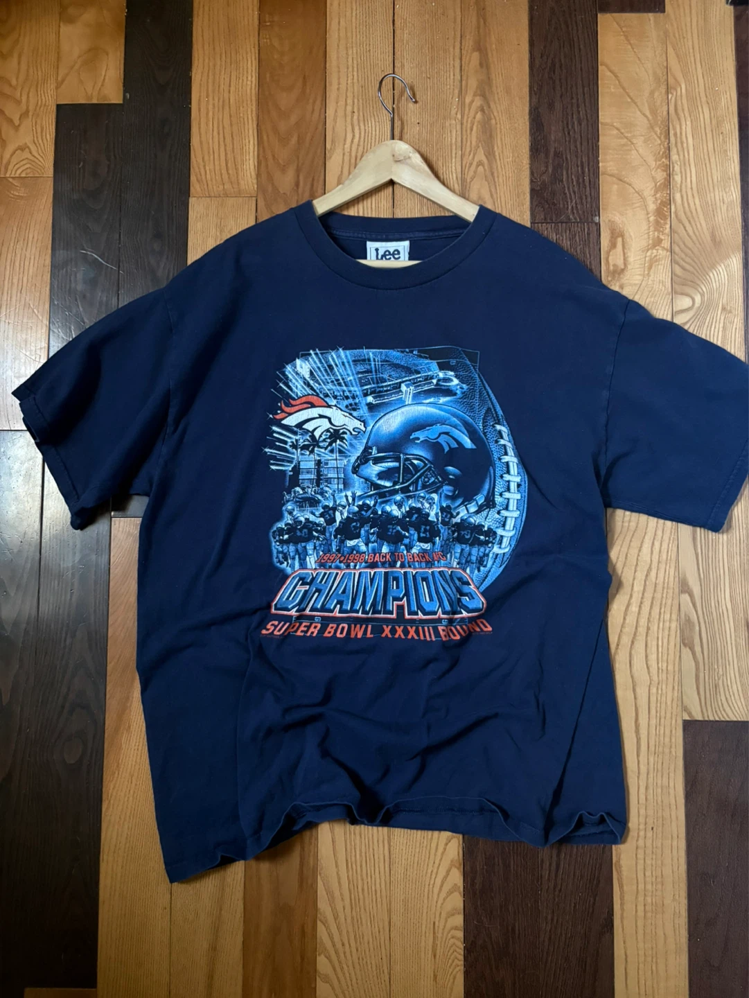 Vintage 1999 Denver Broncos tee XL NFL Super Bowl champs