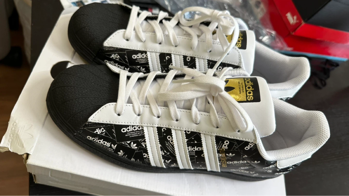 Adidas Superstar Men's Shoes Size 12 - photo 2