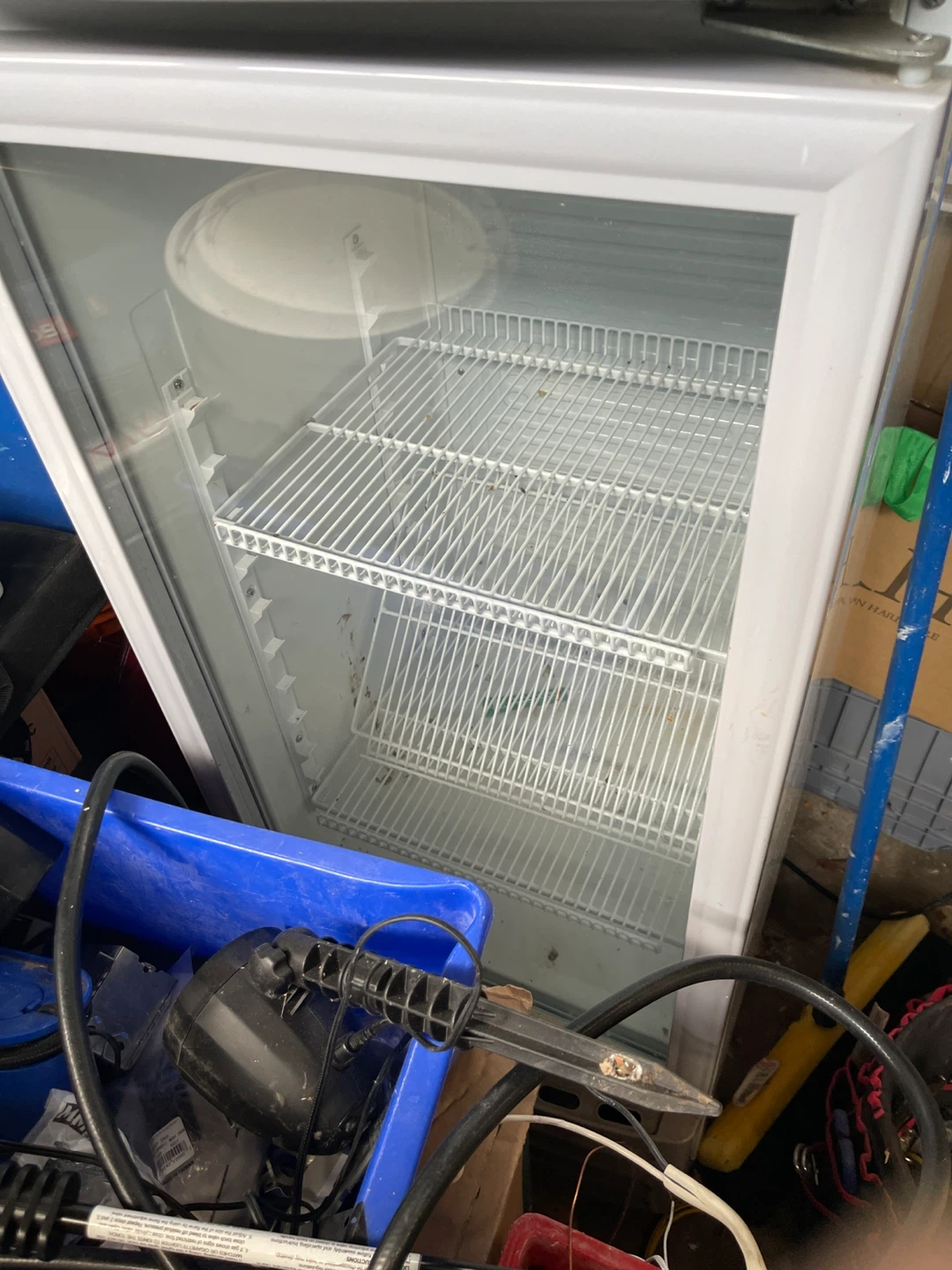 Display refrigerator
