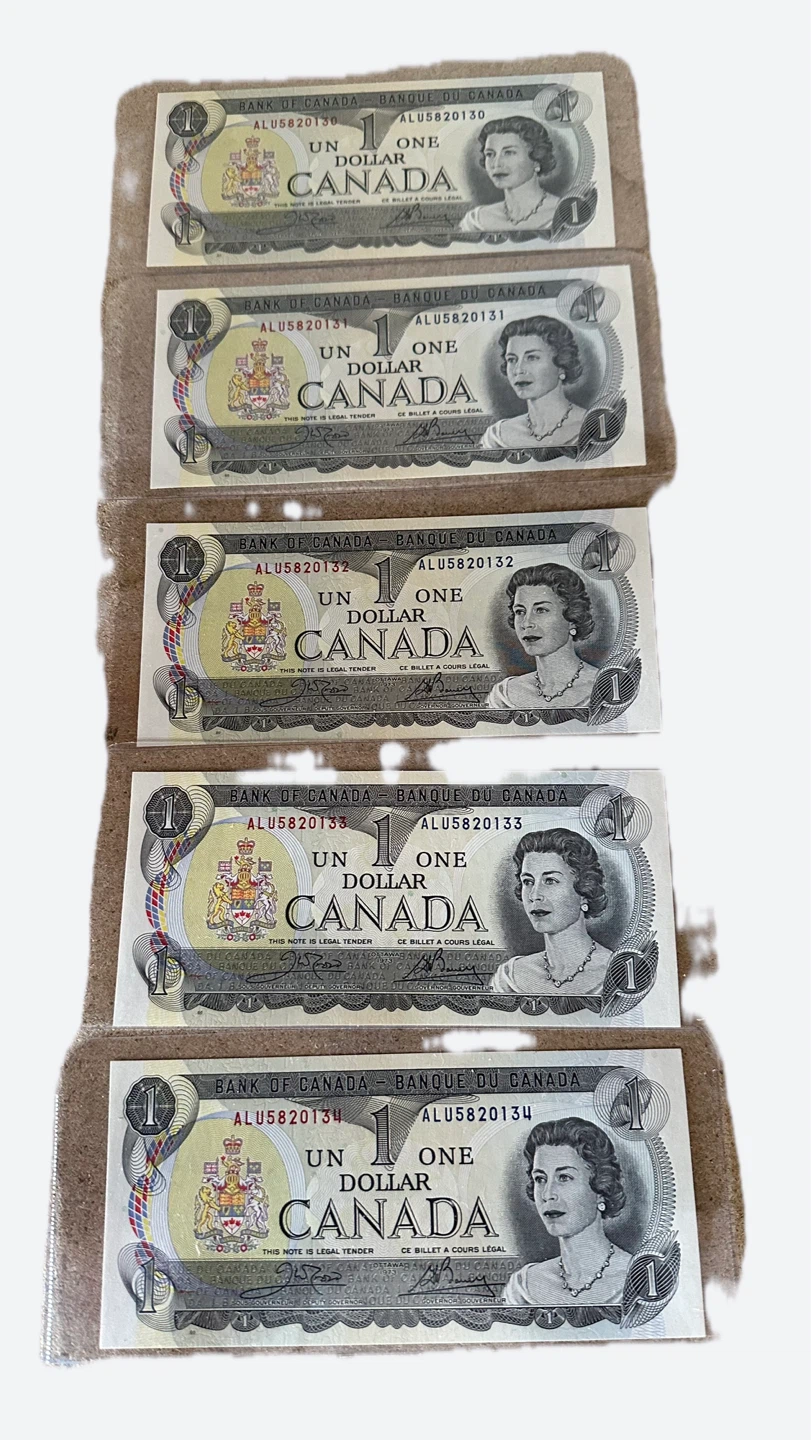 5 x Bank of Canada One Dollar Bills