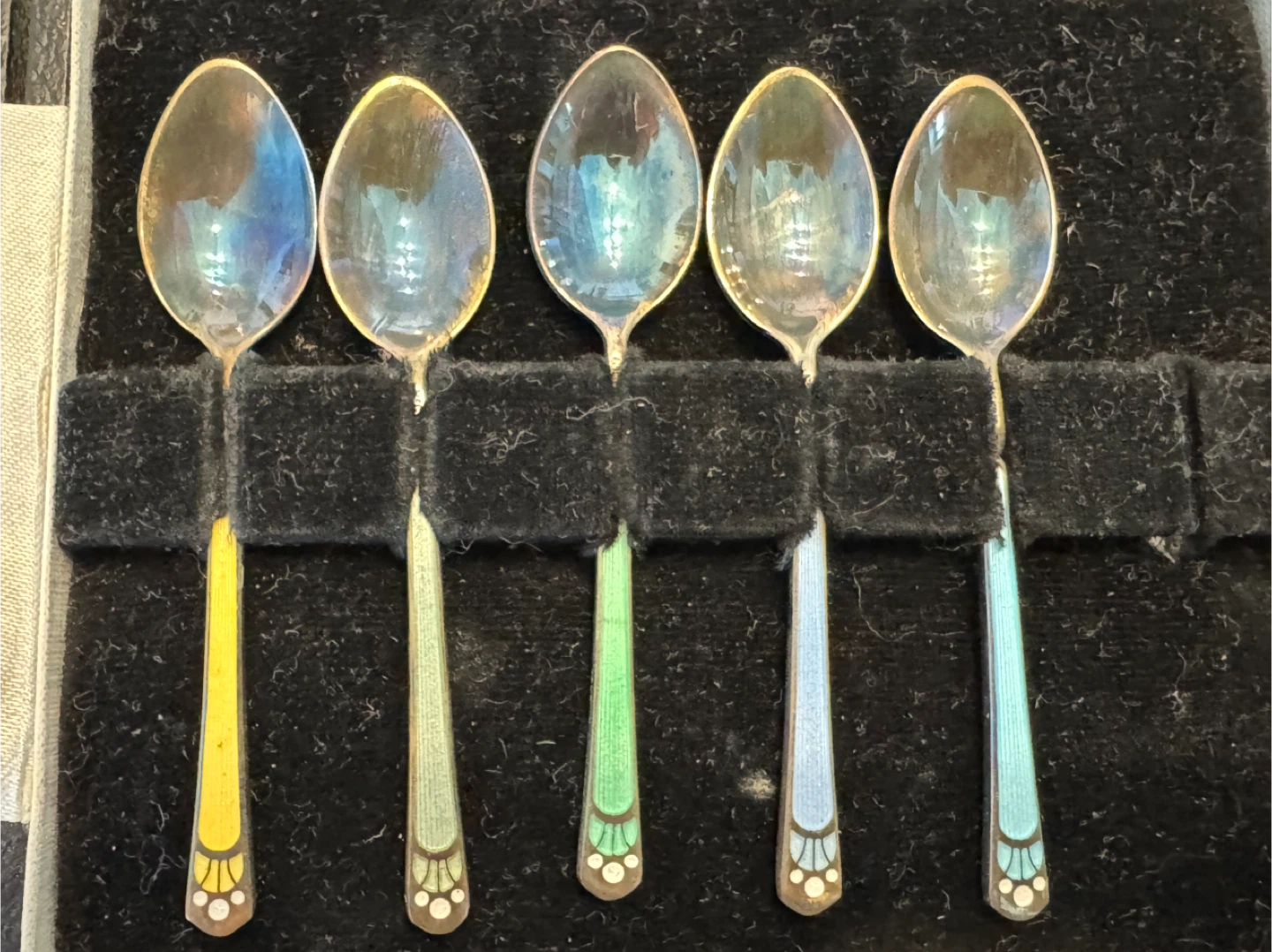 Vintage Turner & Simpson British Guilloche Enamel 5pc  Spoon Set - photo 3