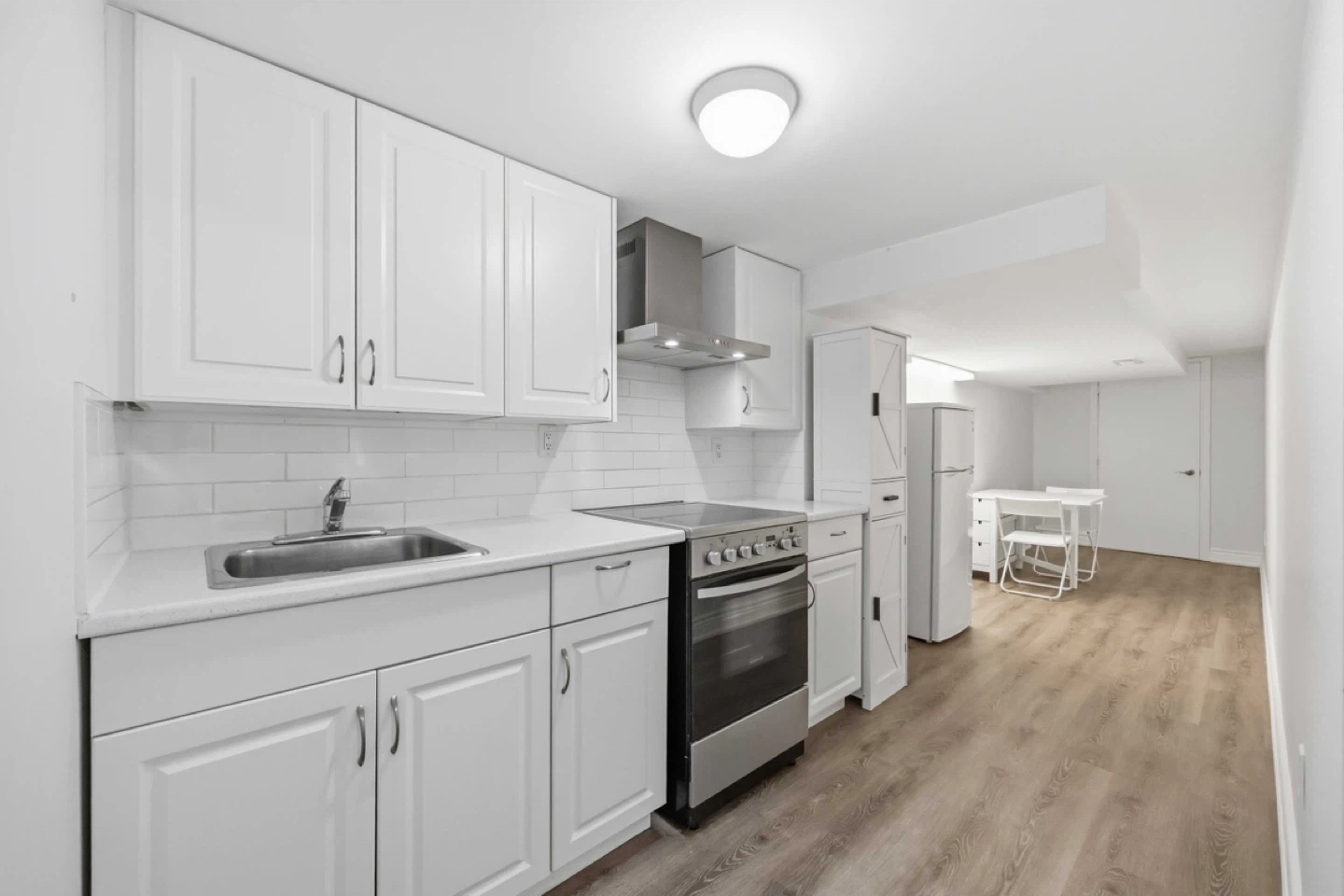 Vaughan, Bsmt Rental 7/01 OR 7/15 (Dufferin & Major Mackenzie) - photo 4