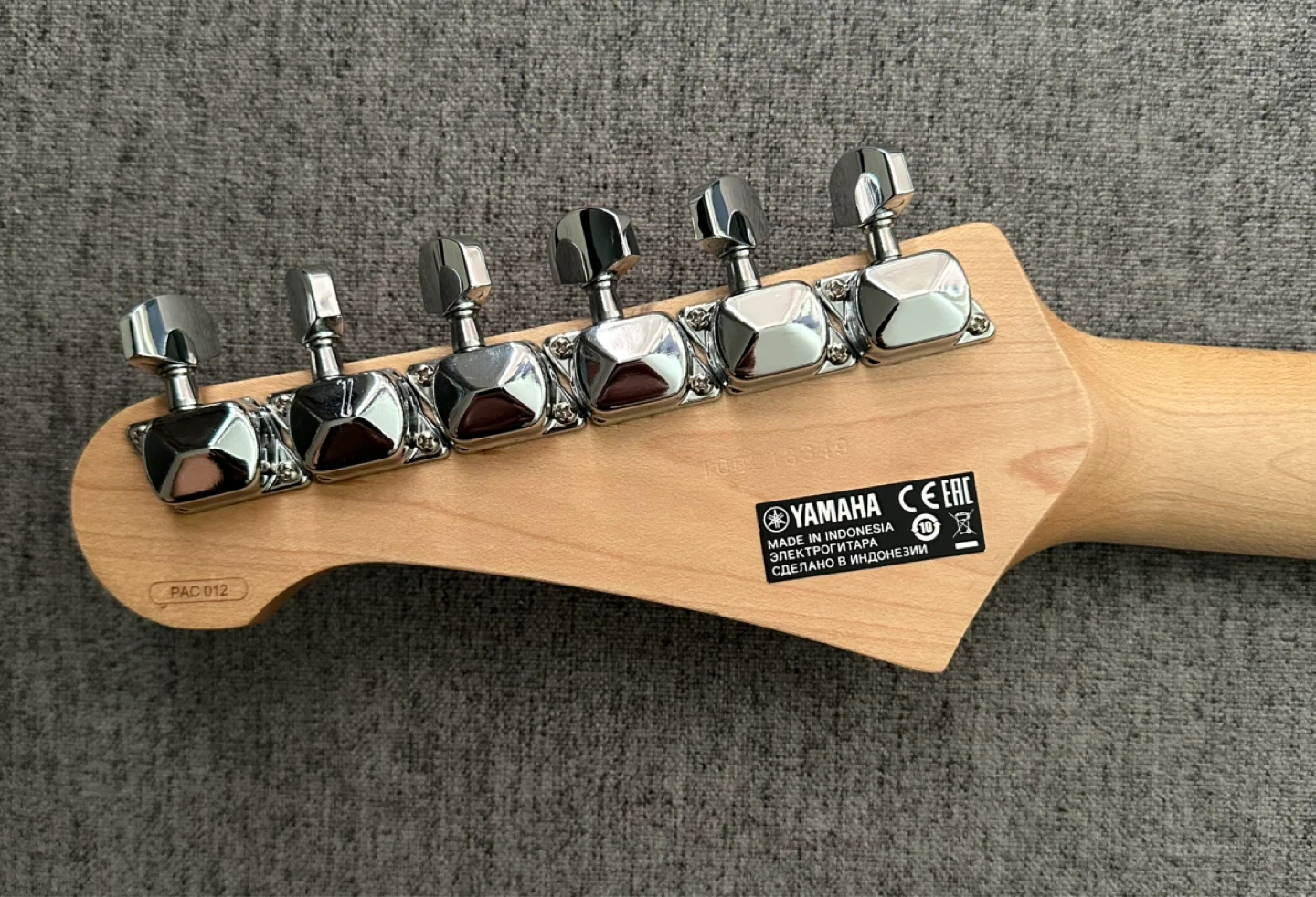Yamaha Electric Guitar PAC 012 - photo 5