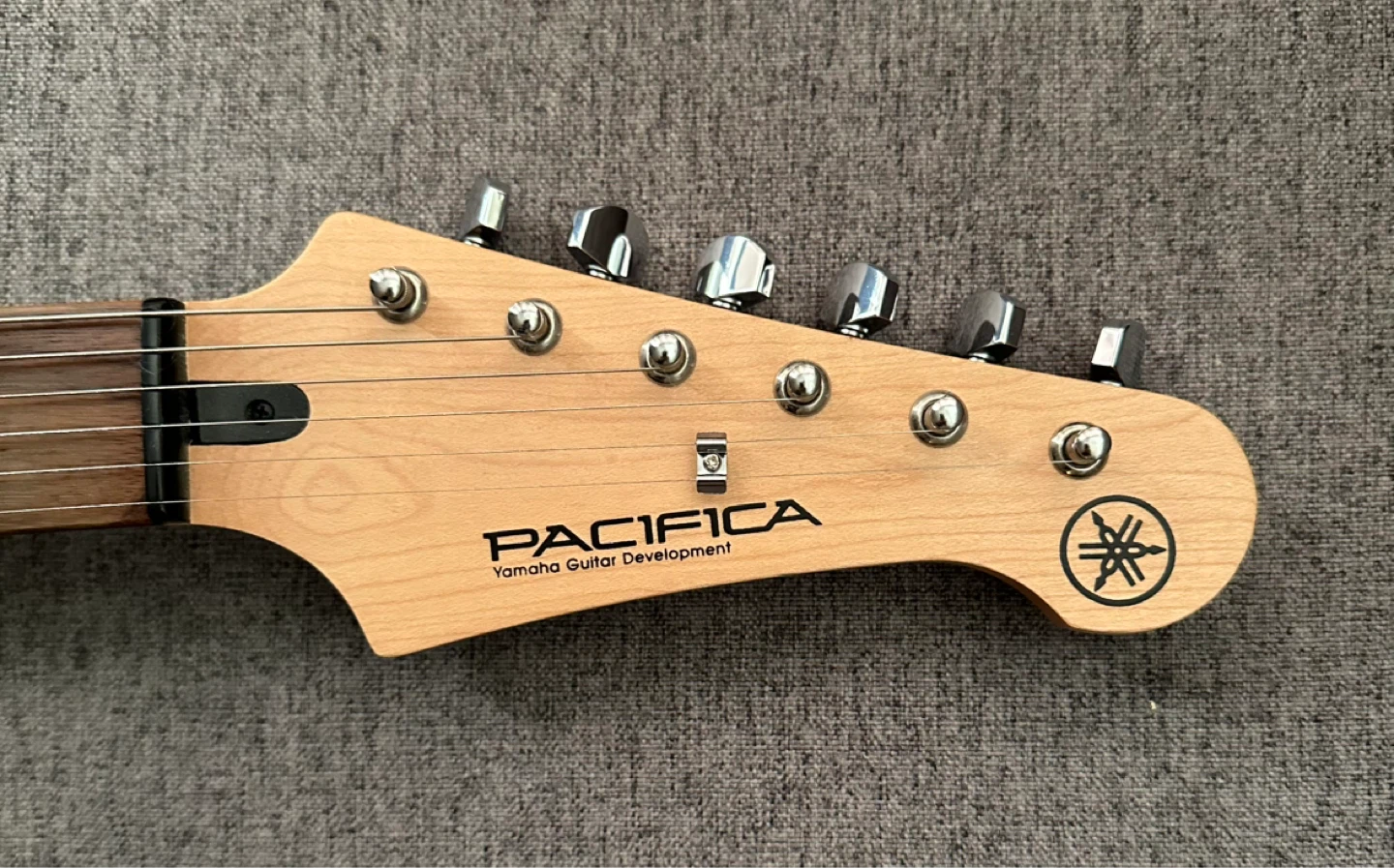 Yamaha Electric Guitar PAC 012 - photo 3