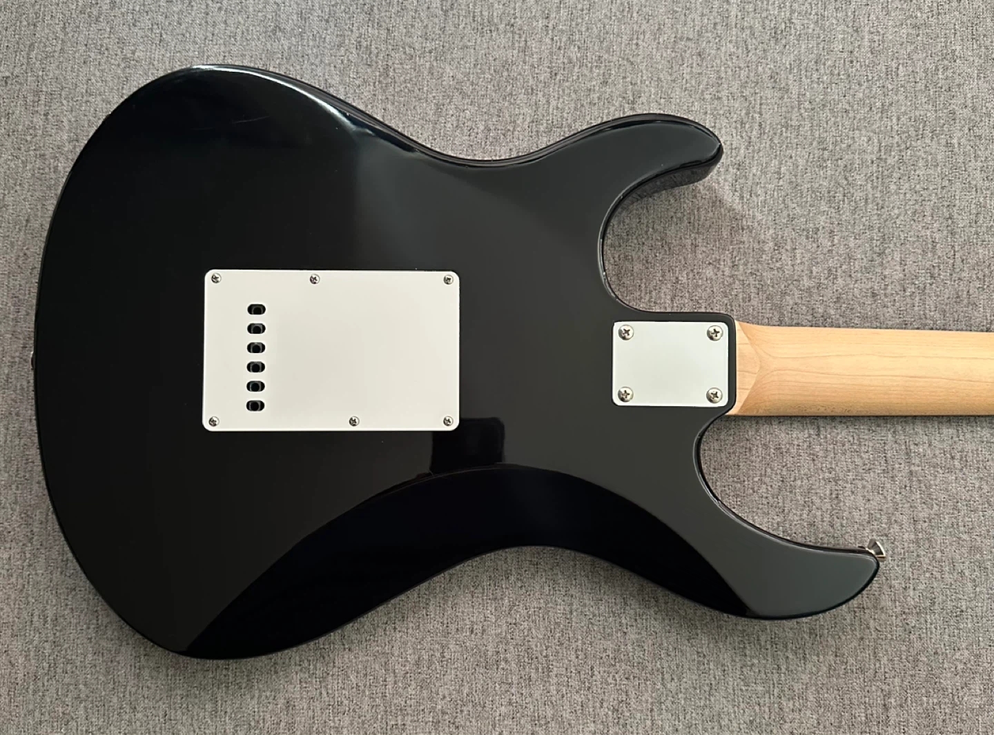 Yamaha Electric Guitar PAC 012 - photo 4