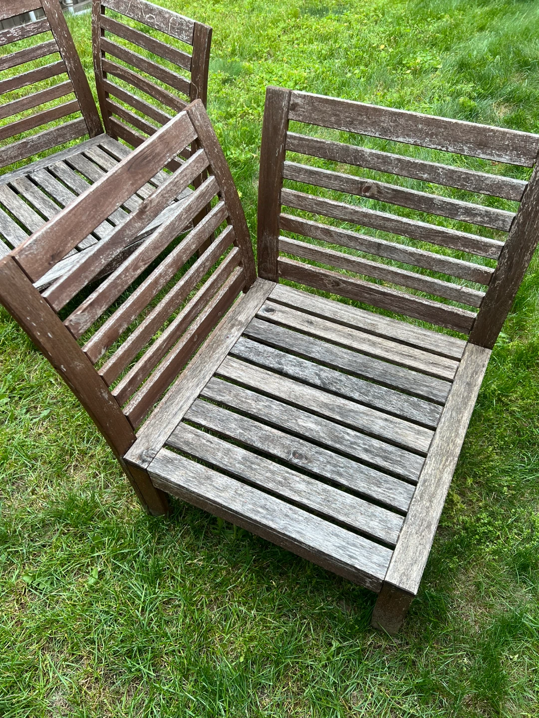 Wooden Outdoor Chairs with Grey Cushions - photo 3