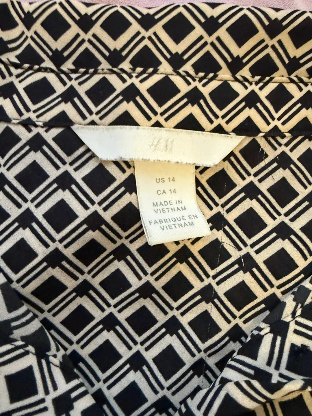 H&M Cream & White Button-Down Top | Lightweight Chiffon ⚽️ - photo 2