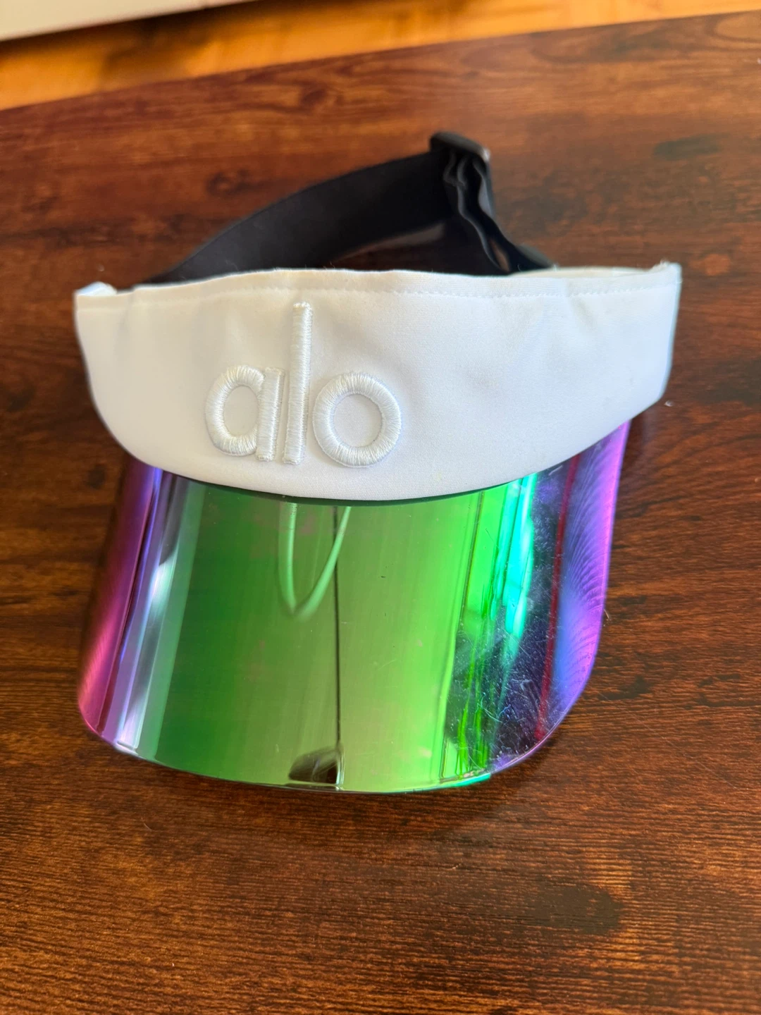 ALO White & Iridescent Visor - photo 2