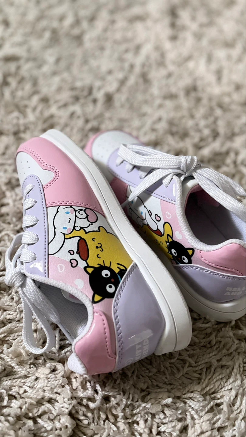 👟 Hello Kitty & Friends Sneakers – Youth Size 1Y 💕✨ - photo 2