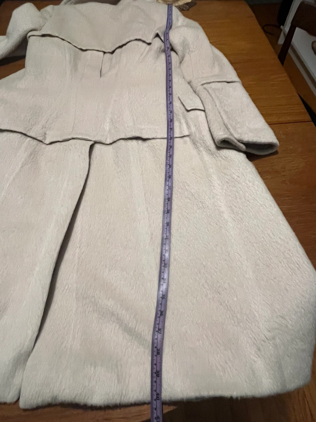 Elegant Vintage Gucci Wool Blend Coat - photo 2