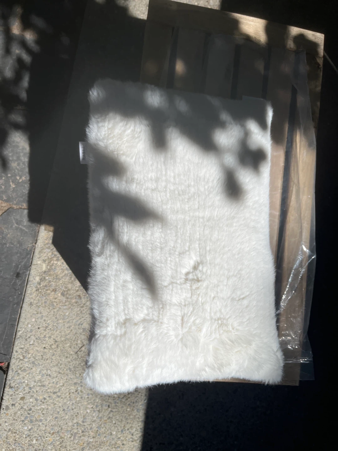 Faux fur cushions (5)