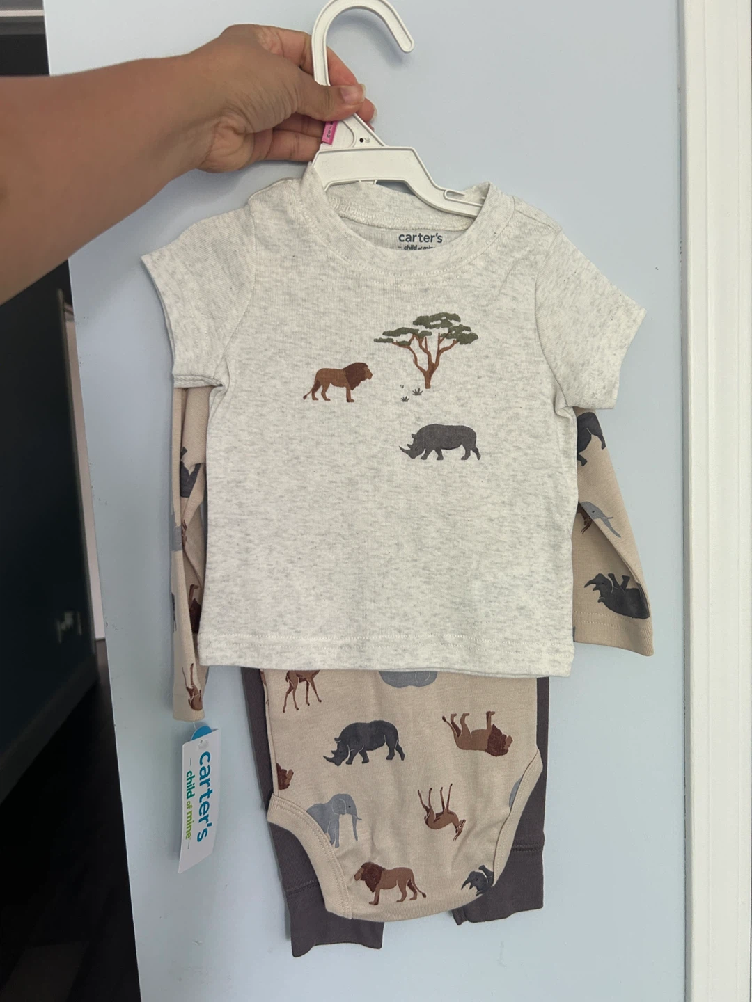 Carter's Baby 3-Piece Safari Outfit ⚽️