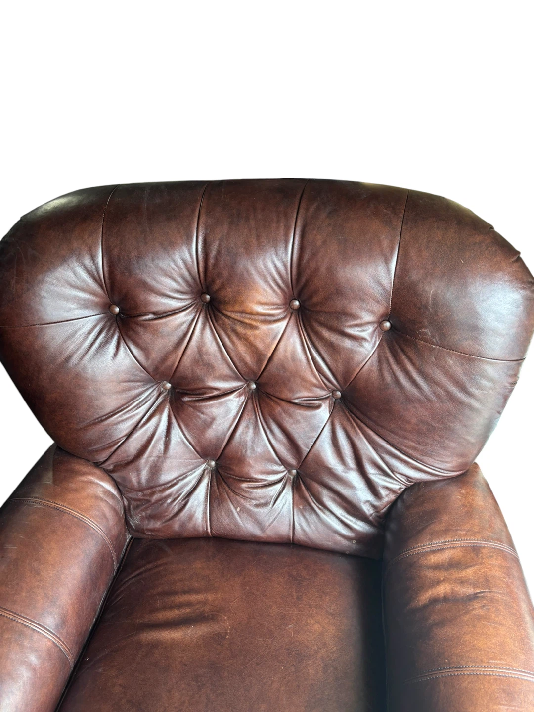 Vintage / Traditional Chesterfield-style Tufted Recliner - photo 4