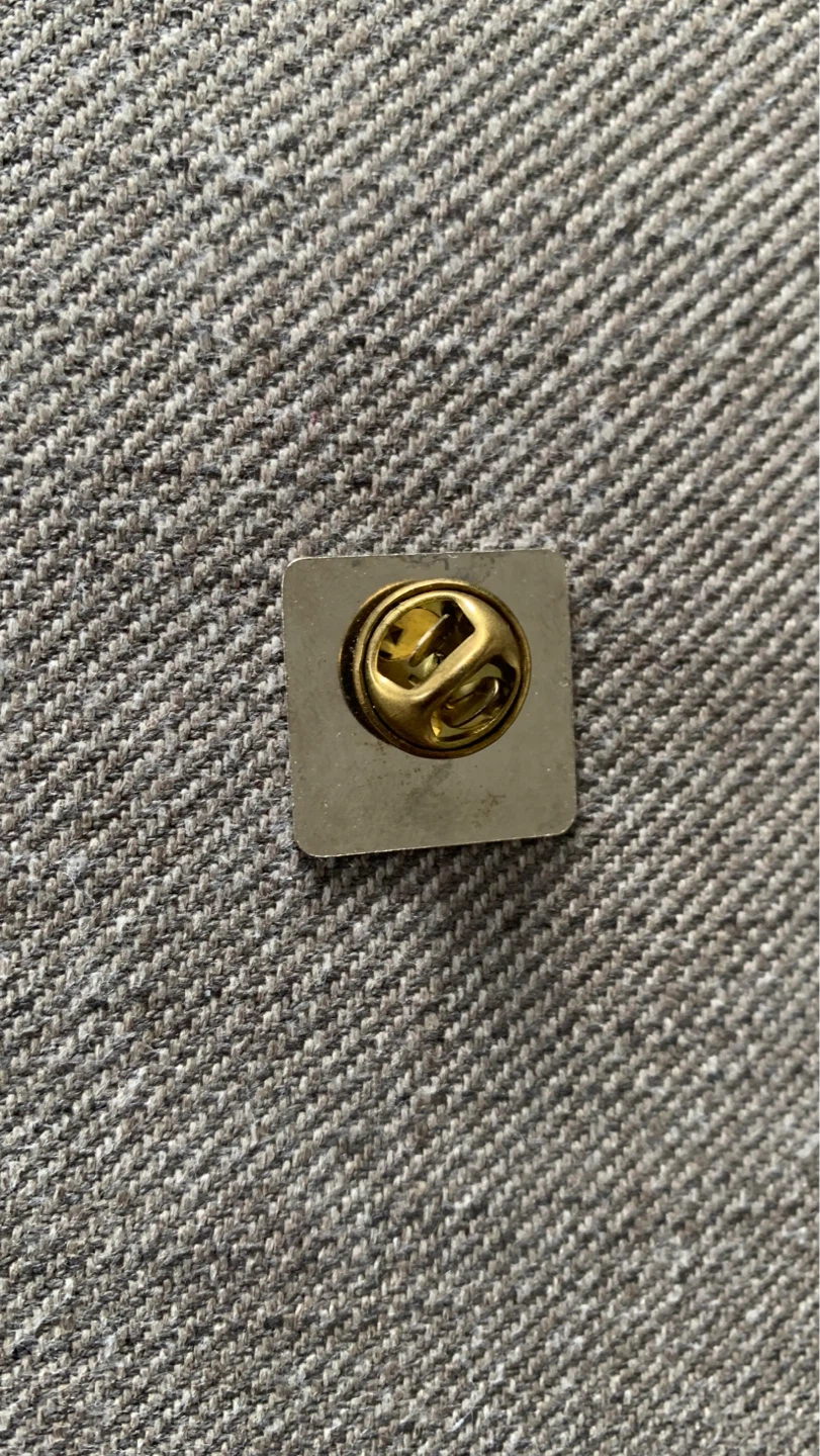 ‘Aiming for Safety’ Lapel Pin ⚽️ - photo 2