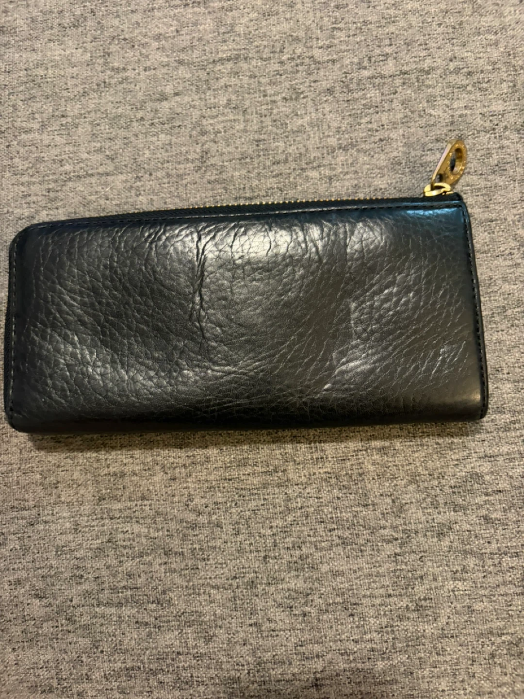 Marc By Marc Jacobs Black Leather Zip Wallet with Gold Plate - photo 4