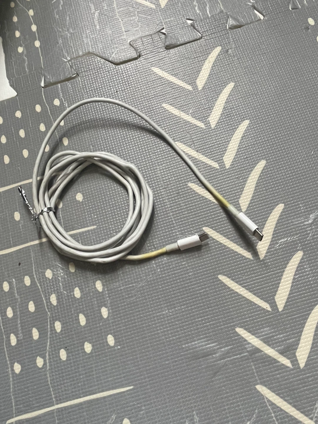 ⚽️White USB-C Charging Cable
