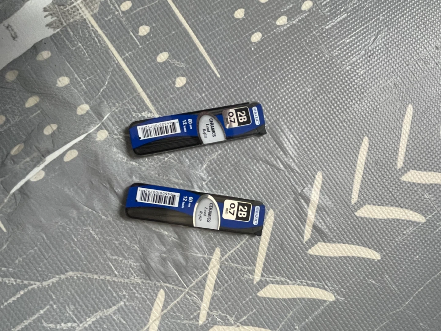 ⚽️Bazic 2B 0.7mm Lead Refills - 2 packs