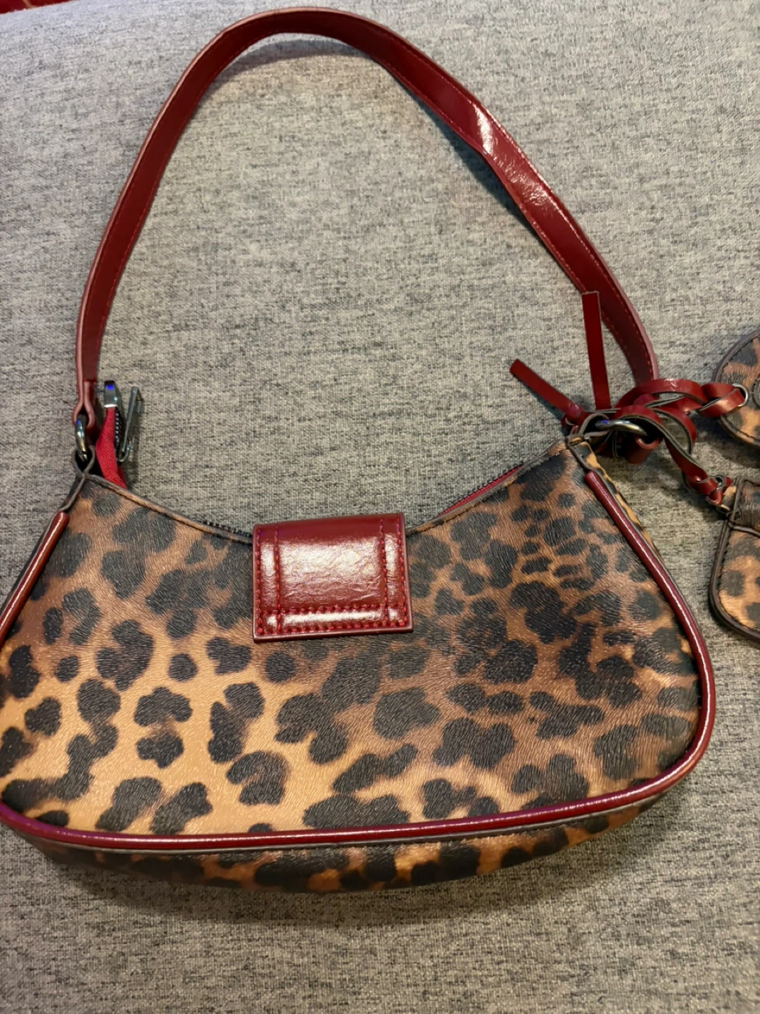 Leopard Print Shoulder Bag with Red Accents - photo 3
