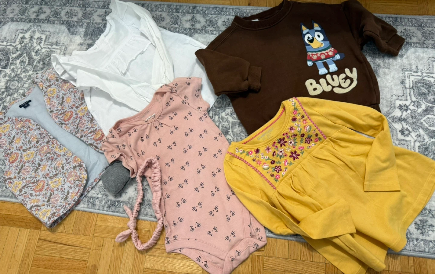 Kids Clothing Bundle 2 years old 👧🏻⚽️ - photo 5