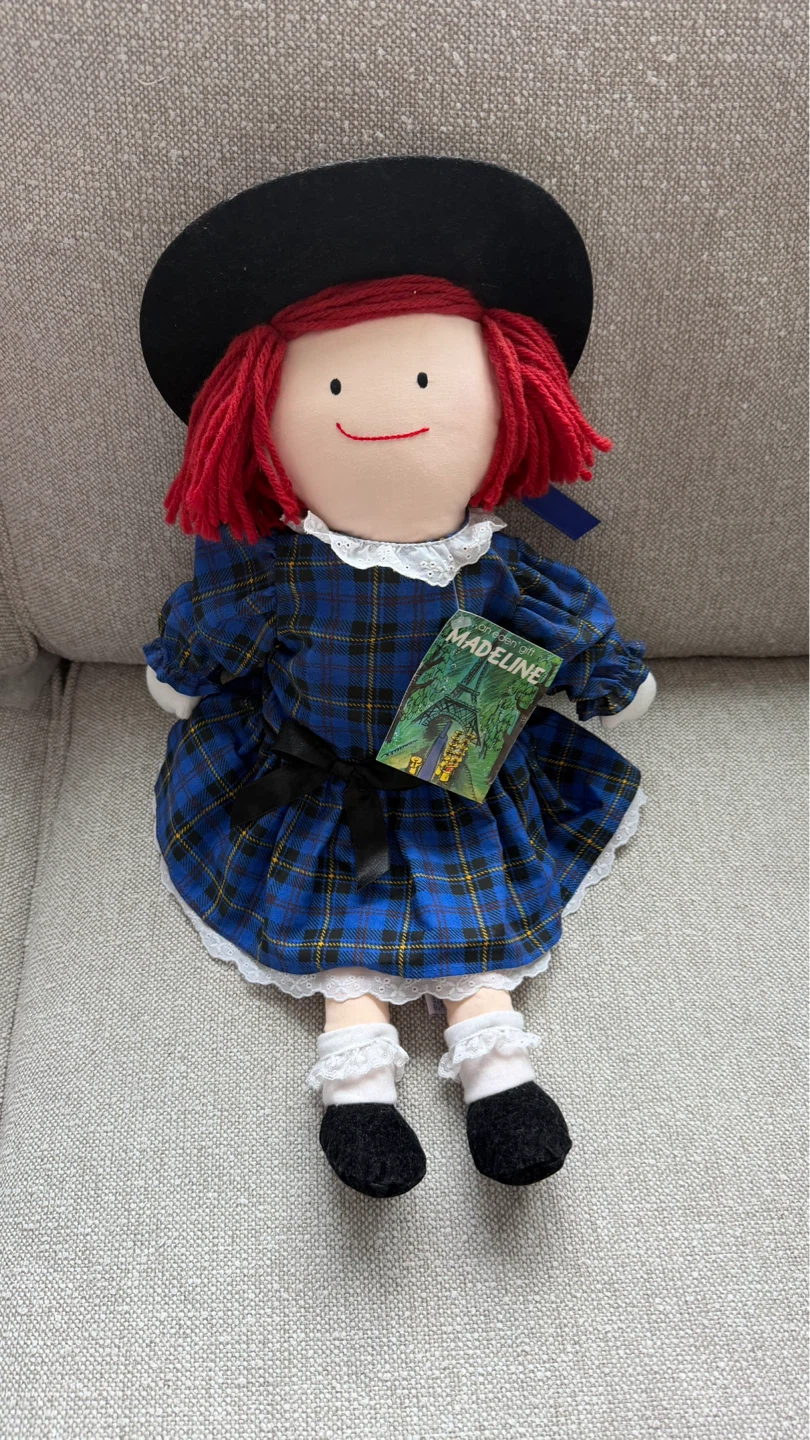 Madeline Doll ,17” mint condition. - photo 2