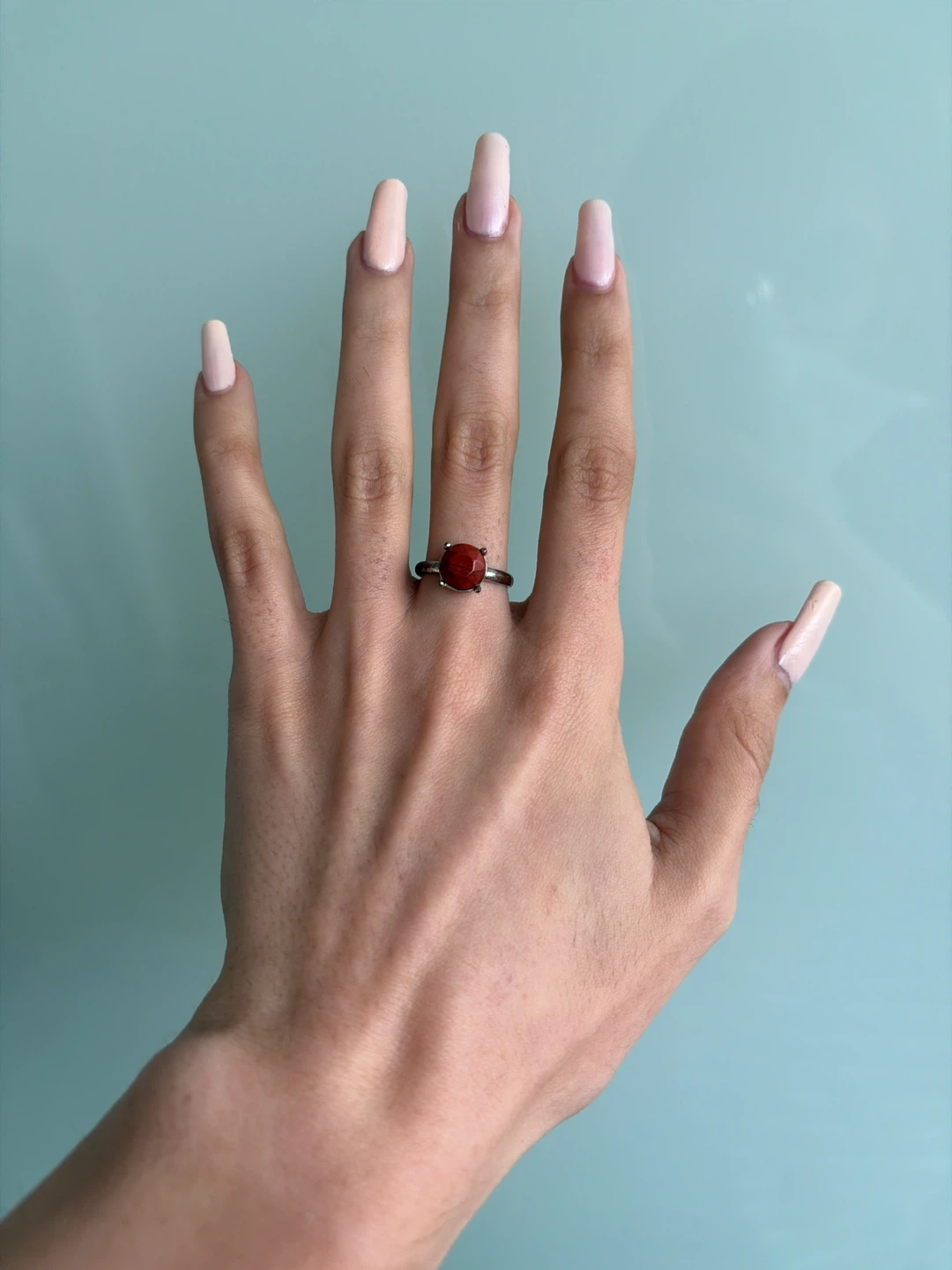 ring with red stone ⚽️