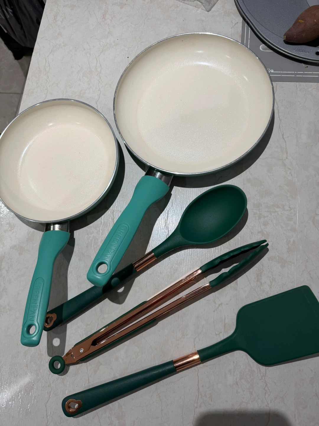 GreenPan Mini Fry Pans and Utensil Set
