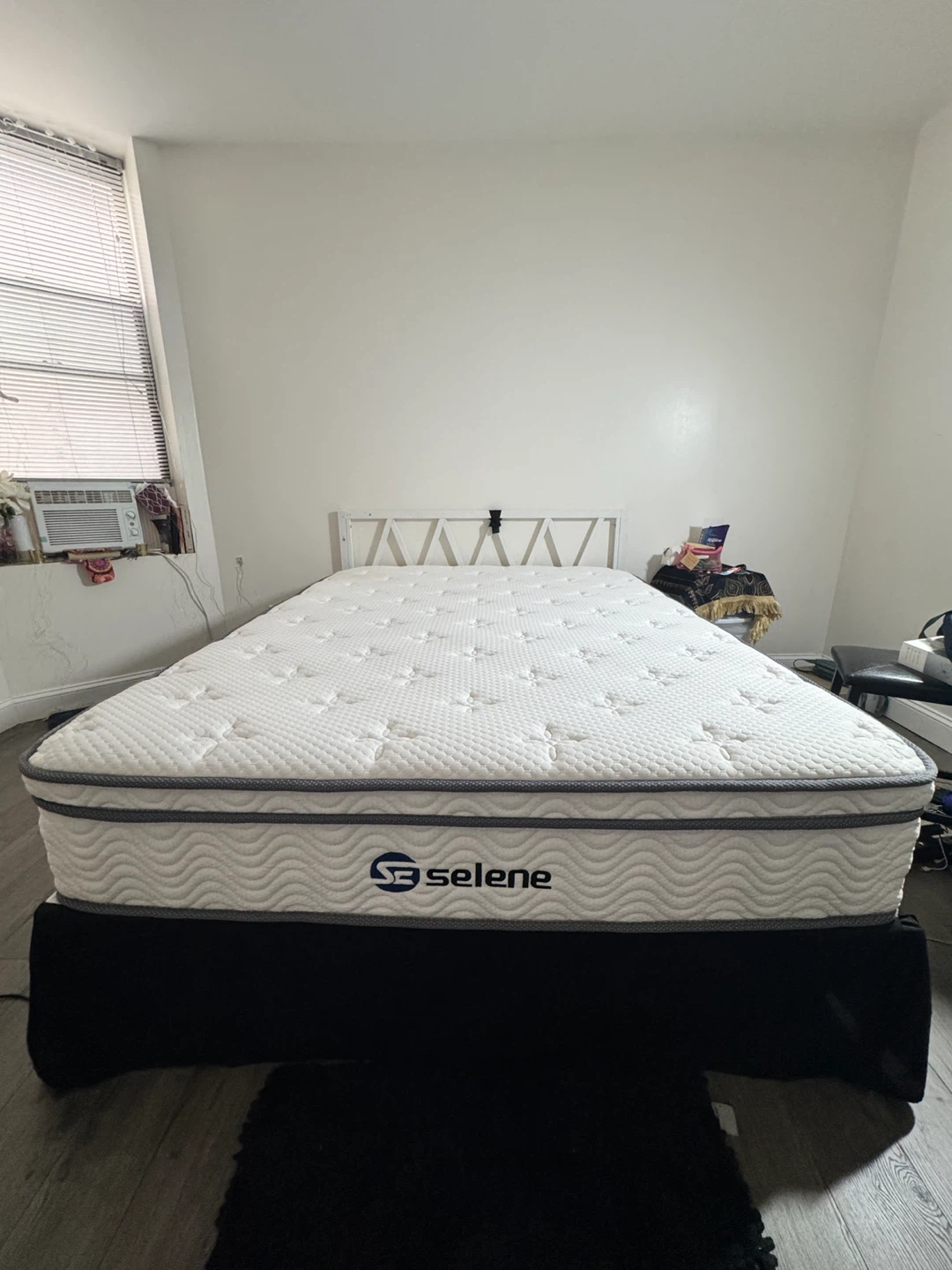 Extremely comfortable Selene Queen Mattress 12 inch - photo 2