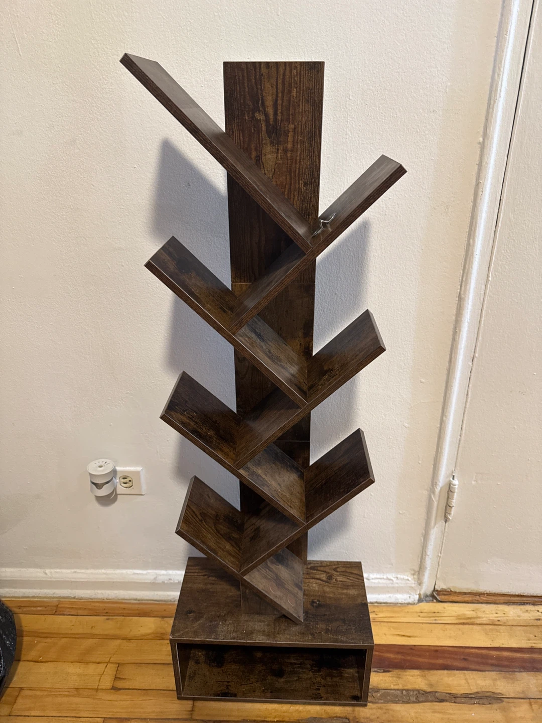Wooden Bookshelf - photo 2